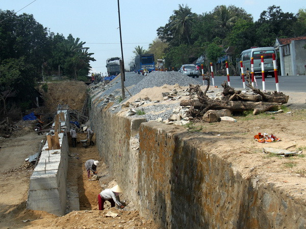 13 tỉnh dứt điểm giải phóng mặt bằng quốc lộ 1, đường Hồ Chí Minh ảnh 1