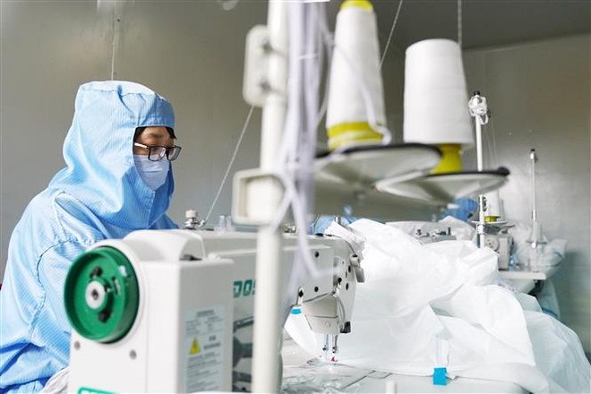 ADB hỗ trợ 200 triệu USD cho các nhà sản xuất, phân phối sản phẩm y tế ảnh 1