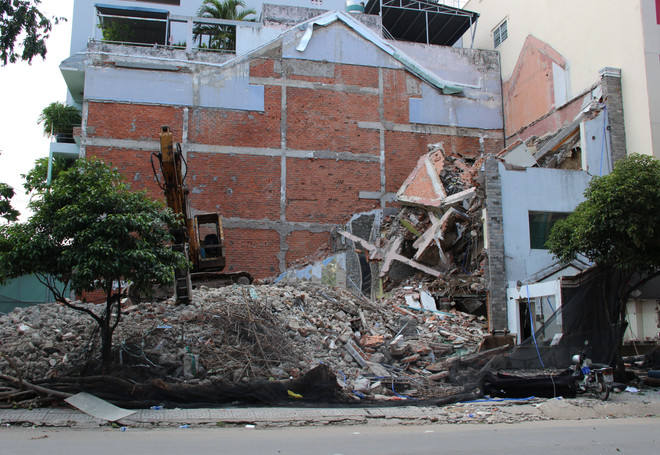 Hà Nội điều tra nguyên nhân vụ sập nhà khiến 2 người thương vong ảnh 1