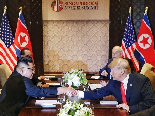 Tổng thống Mỹ chuẩn bị ký kết một văn kiện với lãnh đạo Triều Tiên ảnh 1
