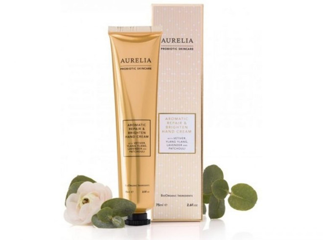 Trời lạnh, da tay khô, dùng kem dưỡng nào là chuẩn nhất? ảnh 15