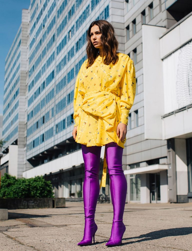 Năm chiêu phối đồ sành điệu với tím vô cực, gam màu “hot” nhất 2018 ảnh 26