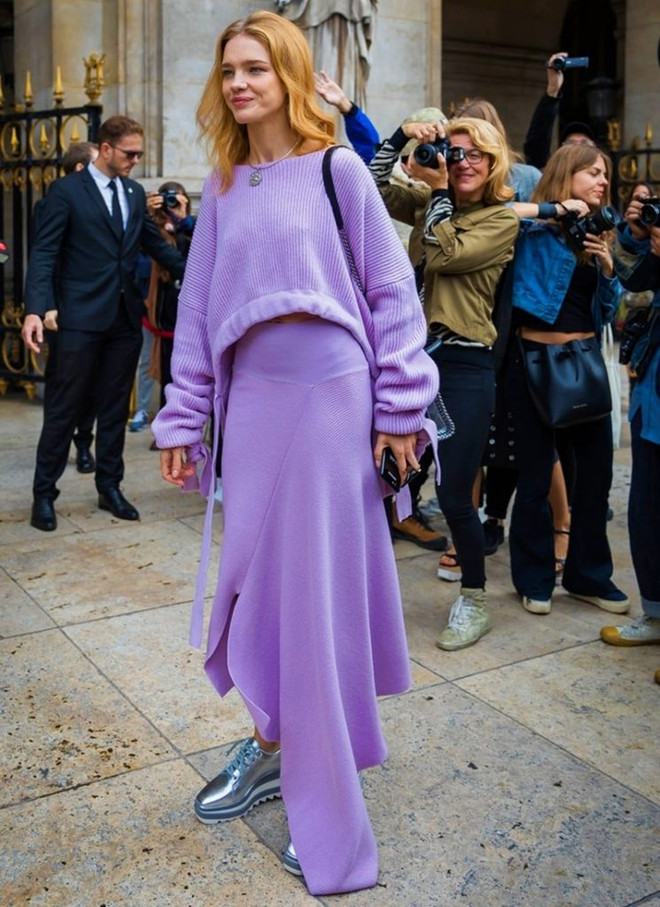 Năm chiêu phối đồ sành điệu với tím vô cực, gam màu “hot” nhất 2018 ảnh 21