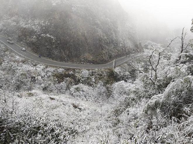 Băng tuyết phủ trắng - Ô Quy Hồ, Hà Giang như trong cổ tích ảnh 3