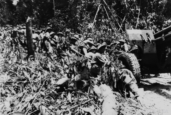 ttxvn-phao binh3.jpg