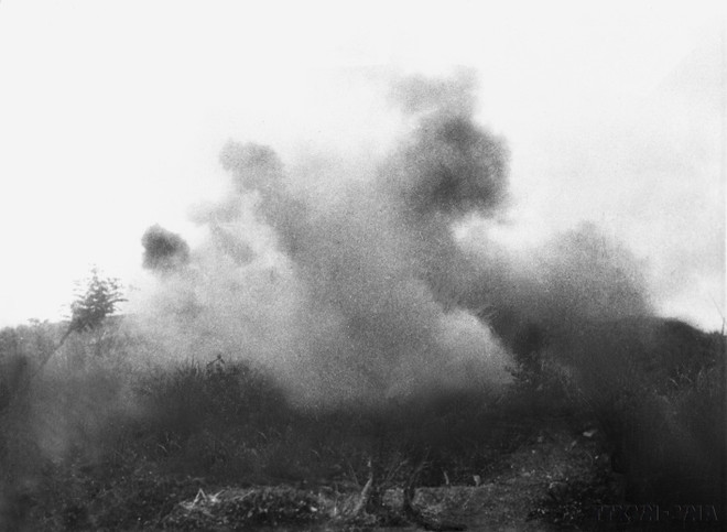 ttxvn-phao binh10.jpg