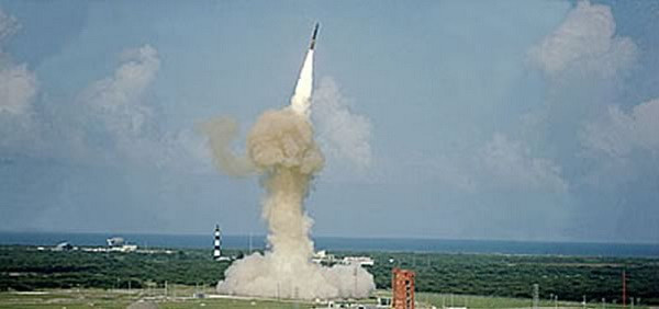 Mỹ sẽ lần đầu tiên thử nghiệm khả năng đánh chặn của ICBM ảnh 1