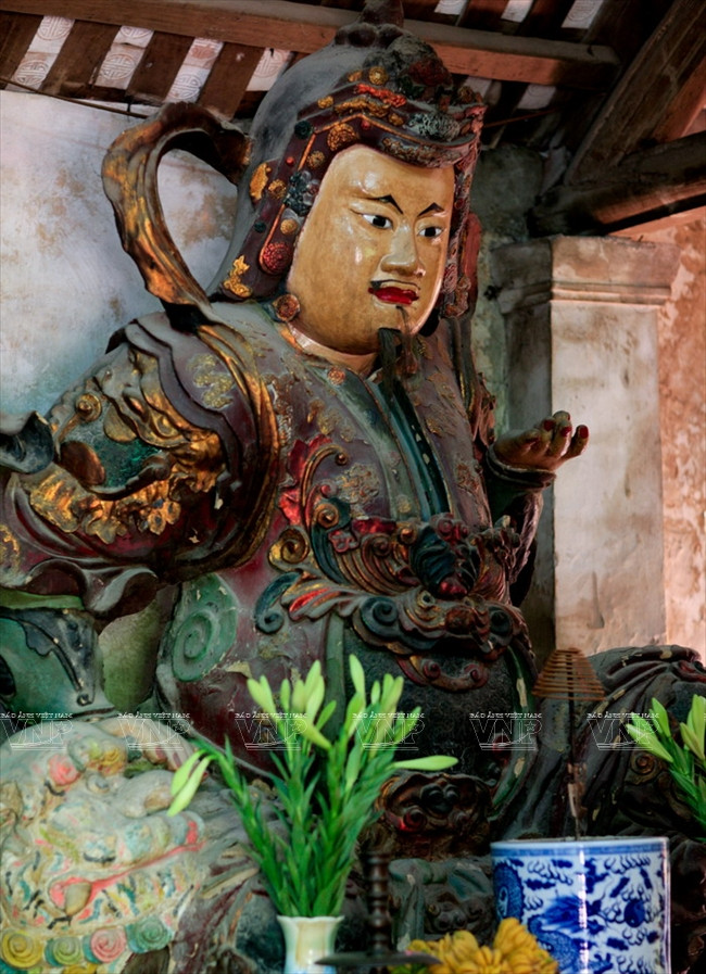 Thăm ngôi chùa có số lượng tượng đất cổ nhiều nhất Việt Nam ảnh 6