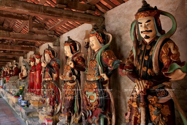 Thăm ngôi chùa có số lượng tượng đất cổ nhiều nhất Việt Nam ảnh 7