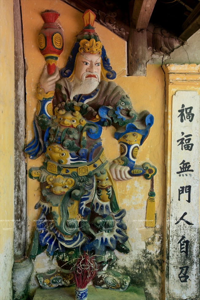 Thăm ngôi chùa có số lượng tượng đất cổ nhiều nhất Việt Nam ảnh 11