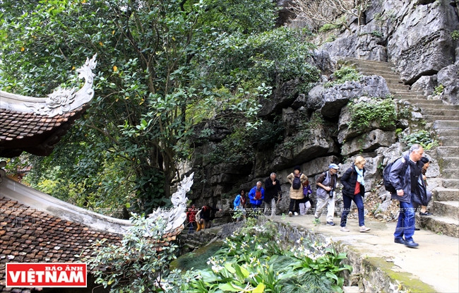 Chùa Bích Động - Cổ tự giữa lòng di sản thế giới Tràng An ảnh 3