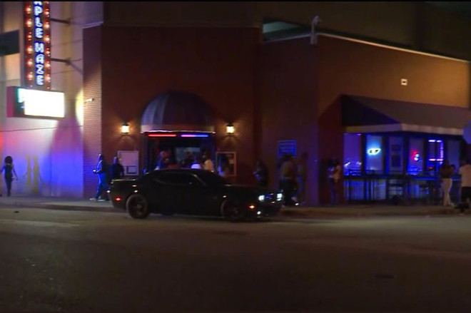 Mỹ: Ít nhất 4 người bị bắn trong vụ nổ súng tại câu lạc bộ ban đêm ảnh 1