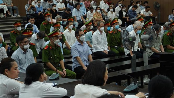 Xét xử cựu lãnh đạo Bình Dương: Động cơ vụ lợi lấn át pháp luật ảnh 2