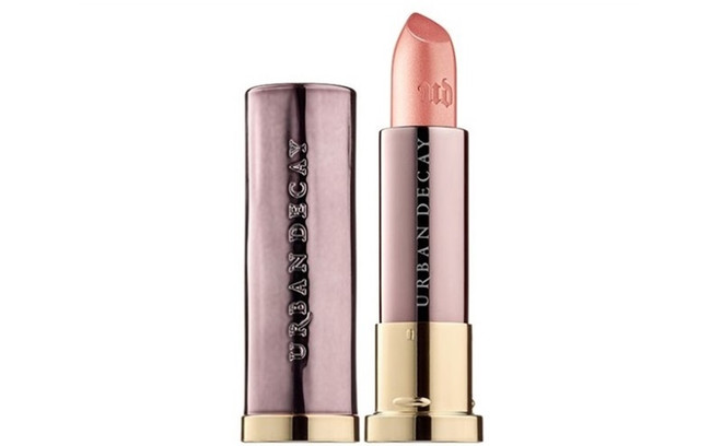 Xu hướng rực rỡ cuối năm: Son môi màu vàng hồng thời thượng ảnh 1