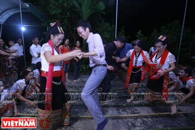 Tiến sỹ Nhật Bản giúp bà con dân tộc Thái ở Nghệ An làm du lịch ảnh 5