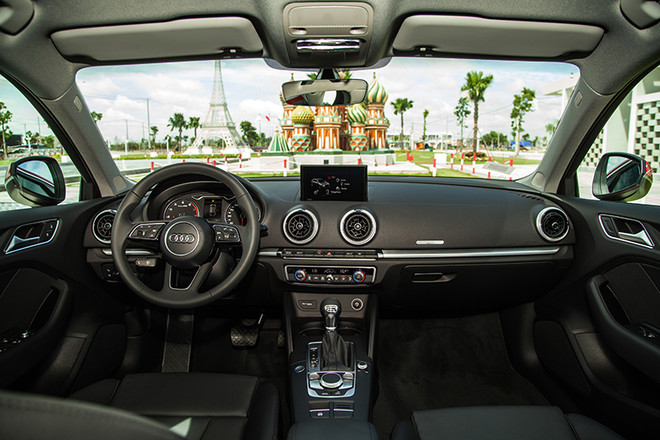 Audi A3 Sportback mới cho cô nàng cá tính có giá hơn 1,5 tỷ đồng ảnh 7