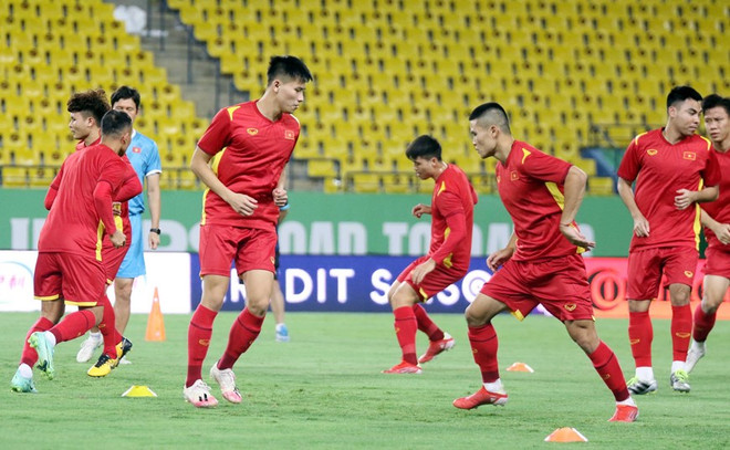 Thay đổi bất ngờ trong đội hình xuất phát của đội tuyển Việt Nam ảnh 1