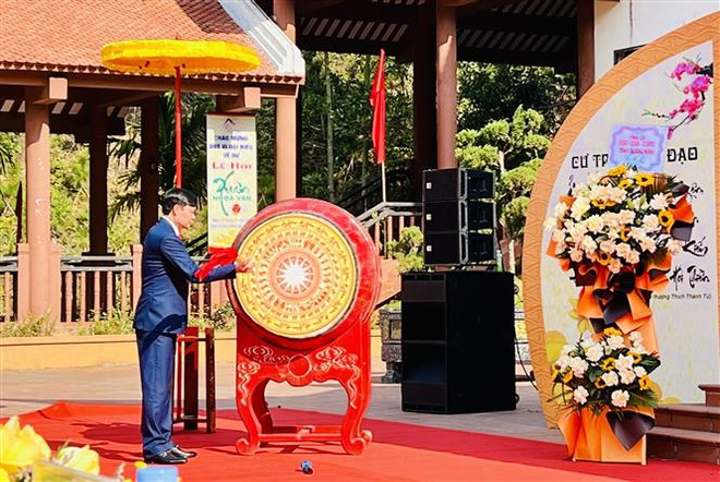 Quảng Ninh: Đông đảo du khách tham dự khai hội Xuân Ngọa Vân 2023 ảnh 2