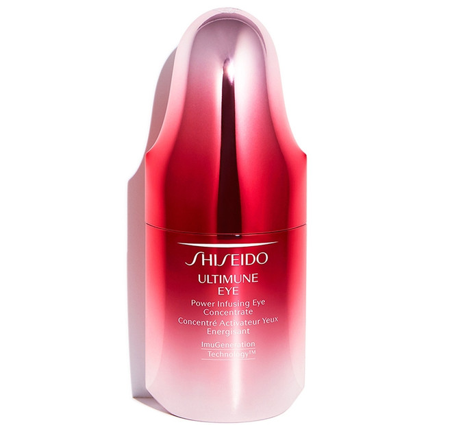 Với Công nghệ The Lifeblood™ và phức hợp Smoothing Defend Complex, tinh chất dưỡng mắt Ultimune Power Infusing Eye Concentrate tăng cường khả năng hồi phục vùng da mắt mỏng manh, thúc đẩy tuần hoàn sắc đẹp và làm mờ quầng thâm. Bí quyết giúp đẩy lùi làn da xỉn màu, khô căng sau một đêm say ảnh 5