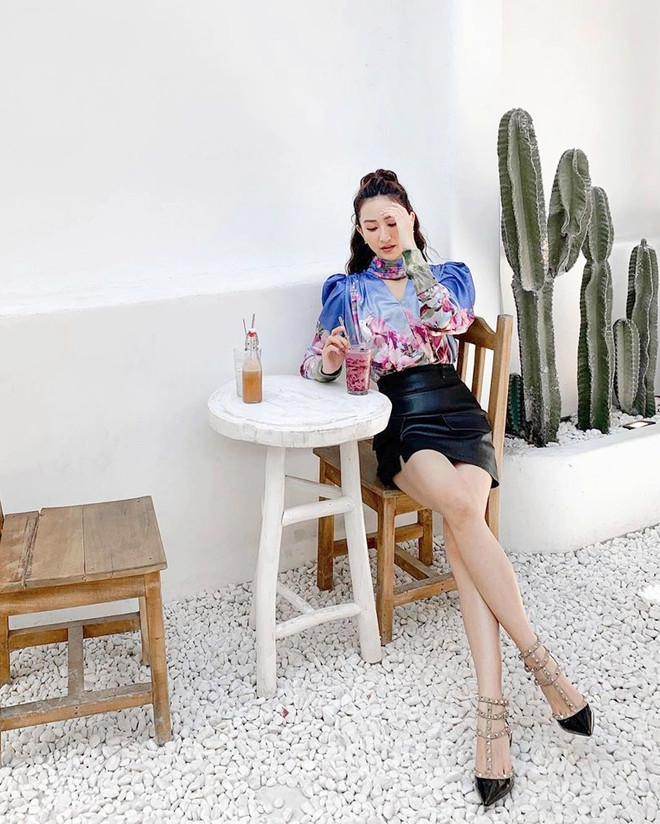 Hết giãn cách xã hội, dàn mỹ nhân Việt xúng xính váy áo đi du lịch ảnh 8