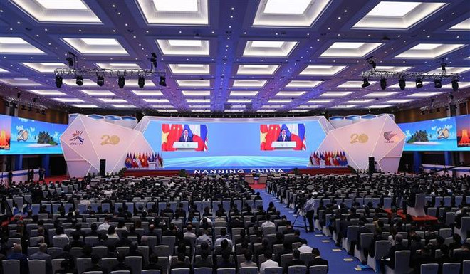 Lễ Khai mạc CAEXPO và CABIS lần thứ 20. (Ảnh: Dương Giang/TTXVN) CAEXPO là nền tảng kết nối doanh nghiệp ASEAN và Trung Quốc ảnh 1