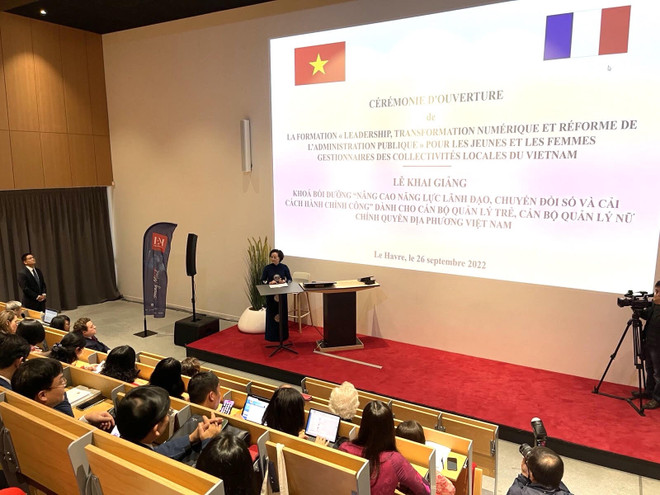 Đẩy mạnh hợp tác Việt-Pháp trong đào tạo và bồi dưỡng công chức ảnh 1