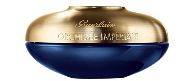 Bạn có tò mò về bộ dưỡng da hơn 100 triệu của Kim Kardashian? ảnh 11