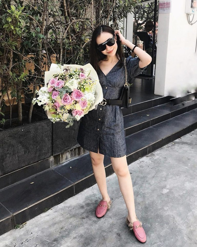 Ngất ngây với trang phục dạo phố giao mùa của fashionista Việt ảnh 1