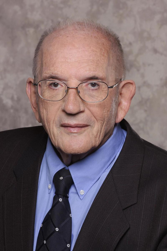 Bác sỹ 94 tuổi ăn gì để không bị cảm cúm trong suốt 10 năm qua? ảnh 1