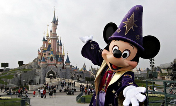 Walt Disney huy động 1,3 tỷ USD để trợ cứu Euro Disney ảnh 1
