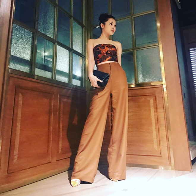 Mỹ nhân Việt diện đồ gợi cảm, khoe vòng eo “thắt đáy lưng ong" ảnh 4