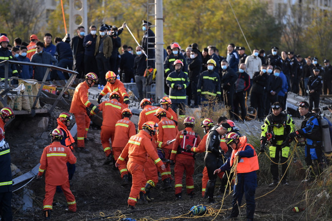 Trung Quốc: Sập cầu ở Thiên Tân, ít nhất 7 người thiệt mạng ảnh 1