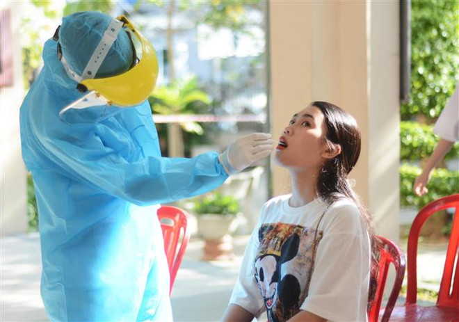 Cho phép đặt hàng cung cấp dịch vụ xét nghiệm chẩn đoán SARS-CoV-2 ảnh 1