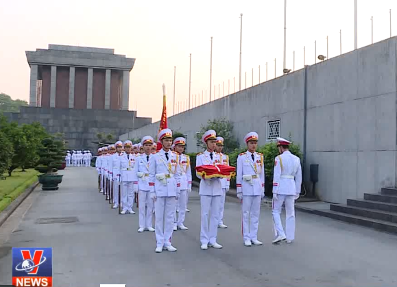 [Video] Niềm vinh dự của những chiến sỹ canh giấc ngủ cho Người ảnh 1