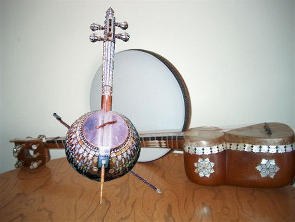 Tar - nhạc cụ quan trọng trong đời sống âm nhạc Azerbaijan ảnh 1