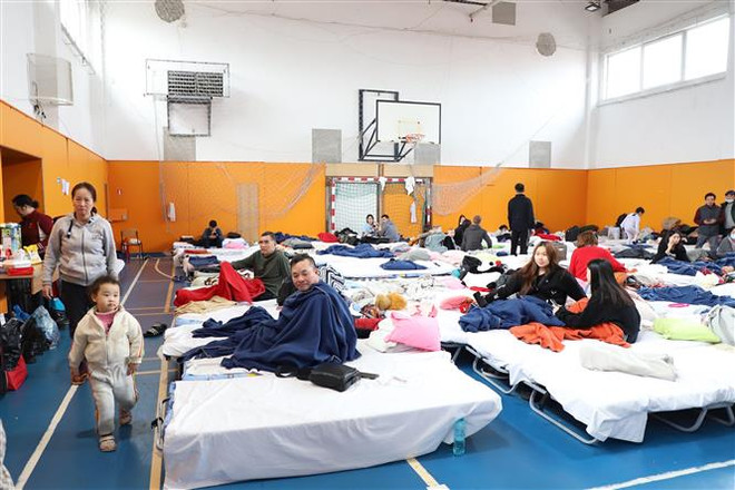 Gấp rút chuẩn bị chuyến bay hồi hương kiều bào Việt Nam từ Romania ảnh 1