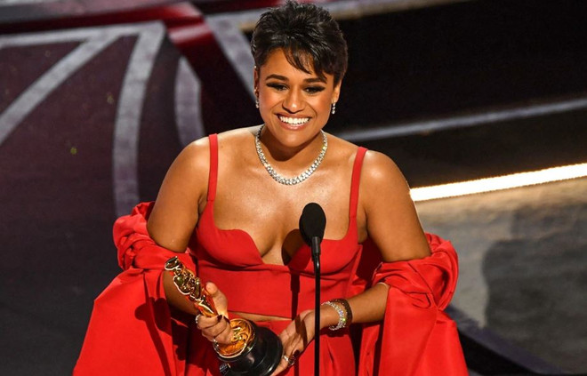 Giải Oscar 2022: Những giải thưởng đầu tiên đã có chủ ảnh 1