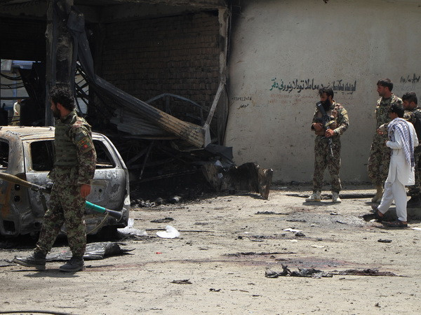 Tấn công nhằm vào Sở Giáo dục Afghanistan, hơn 20 người thương vong ảnh 1