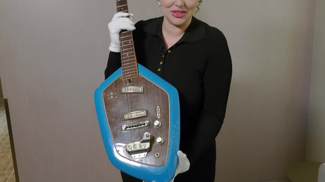 Đấu giá kỷ vật của 2 huyền thoại âm nhạc Kurt Cobain và Elvis Presley ảnh 1