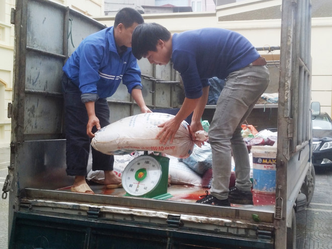 Bắt đối tượng thu gom gần 1 tấn nội tạng bốc mùi bán cho nhà hàng ảnh 1