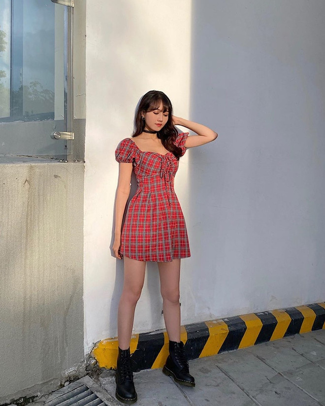 Thanh Hằng, Hà Hồ đọ street style nữ tính cùng dàn mỹ nhân Việt ảnh 21