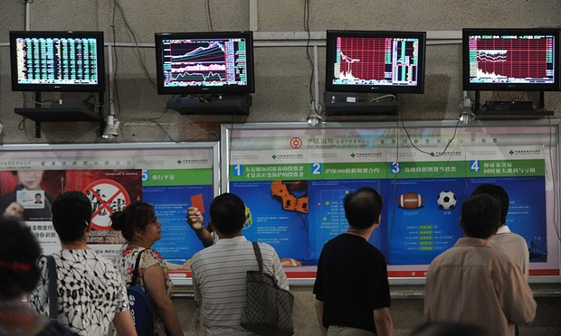 Nguyên nhân khiến thị trường chứng khoán Trung Quốc “rơi tự do” ảnh 1