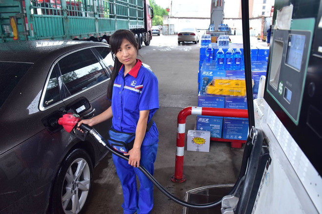 Giá dầu đi lên nhờ kỳ vọng vào thỏa thuận thương mại Mỹ-Trung ảnh 1