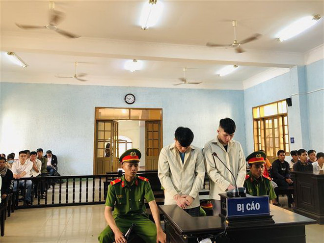 Hai đối tượng lĩnh án tù vì mua bán người qua Campuchia làm việc ảnh 1