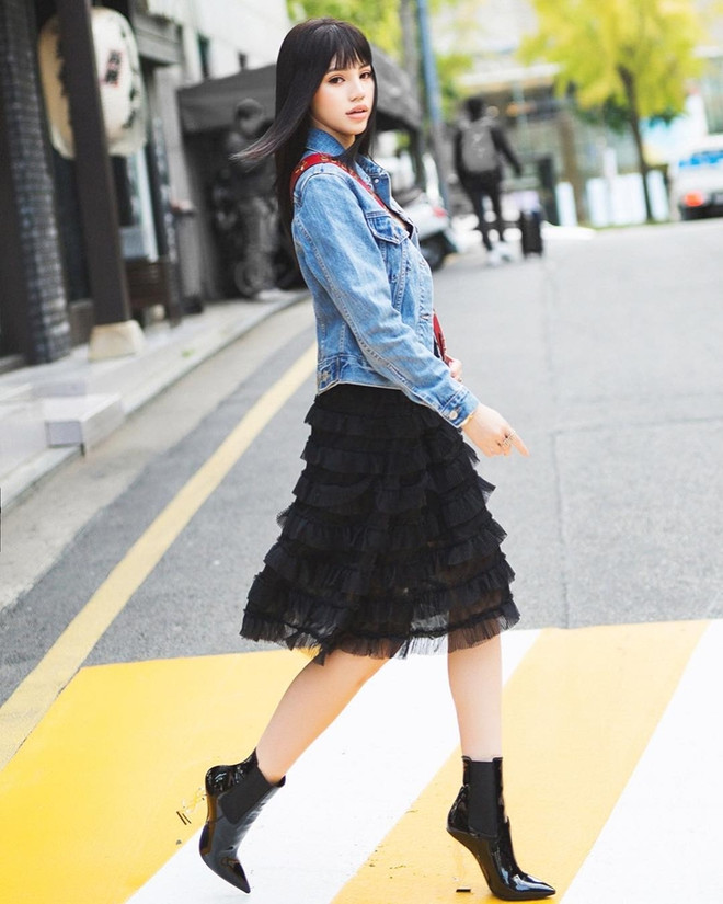 Hoàng Thùy Linh, Kỳ Duyên mix đồ với phụ kiện hàng hiệu ảnh 11