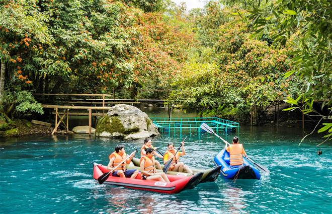Việt Nam dự Triển lãm du lịch và kỳ nghỉ tại thủ đô của Canada ảnh 1