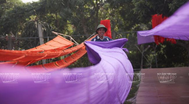 Sức sống bền bỉ qua hàng trăm năm của làng nghề tơ lụa Nha Xá ảnh 3