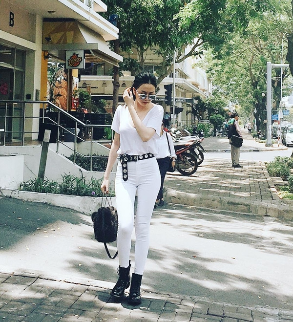 Mỹ nhân Việt biến hóa trong phong cách thời trang chào Hè ảnh 2