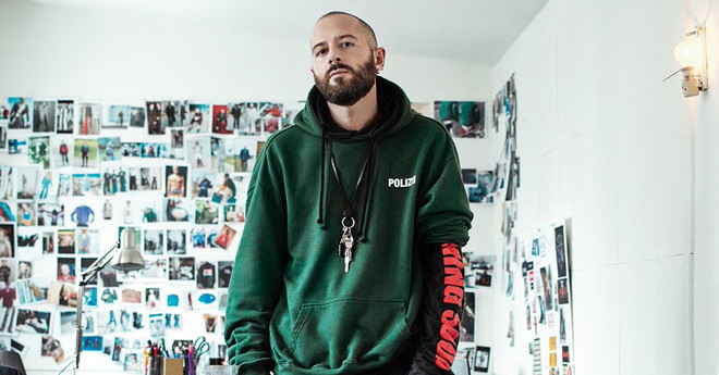 “Bắt bệnh” cơn sốt streetstyle của thương hiệu Vetements và Balenciaga ảnh 1