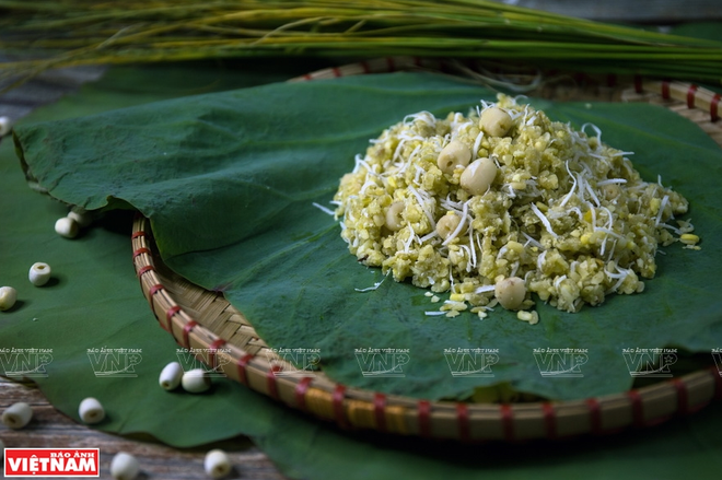 Xôi cốm - hương vị đặc trưng của Hà Nội mỗi khi mùa Thu đến ảnh 1